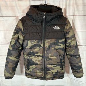 Reversible The North Face Winter Coat Youth Size S (7/8)